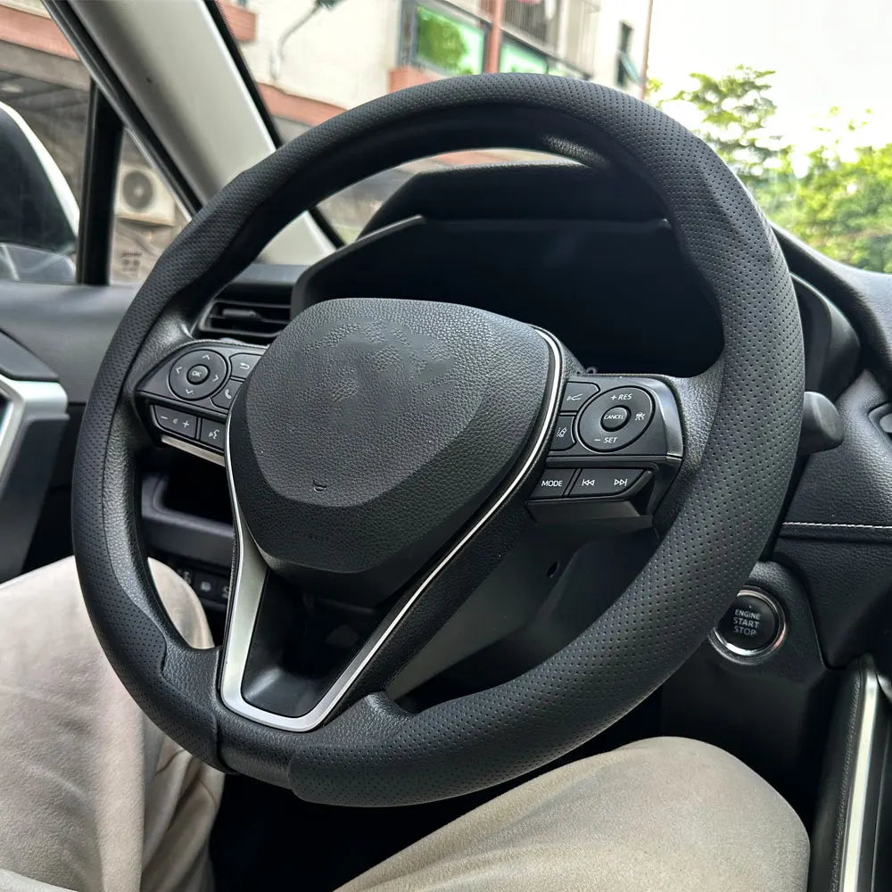 Steering Size 36-38cm Universal Non-slip Round Breathable Leather Car Steering Wheel Cover Protector Suitable Auto Accessories