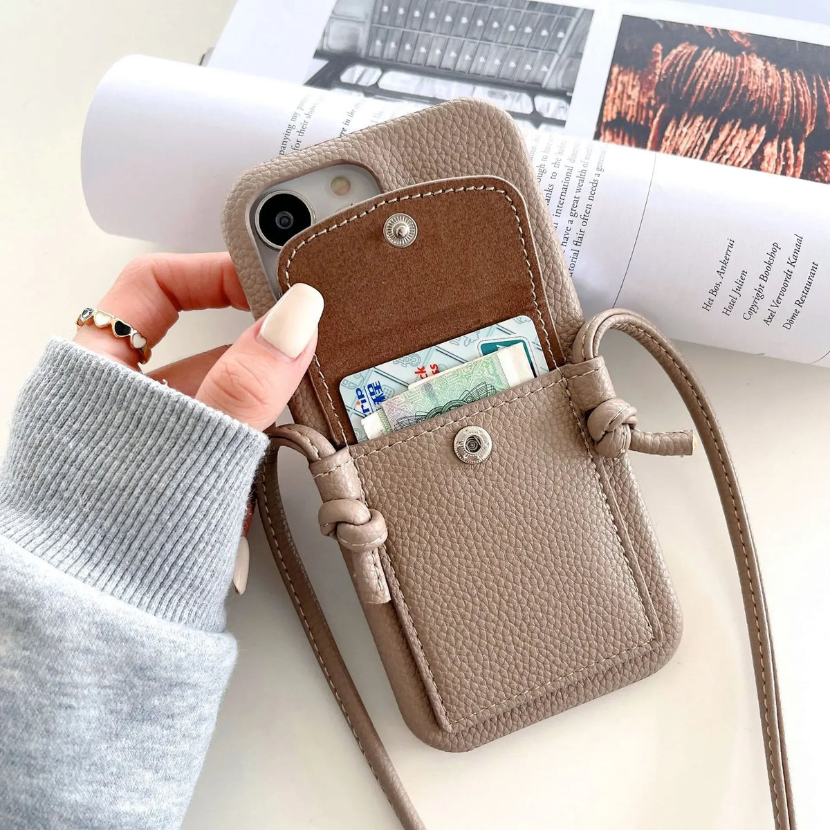 Crossbody Lanyard Phone Case For iPhone 17 Air 16E 16 15 14 13 12 11 Pro Max Mini 7 8 Plus Case Wallet Leather Card Holder Strap