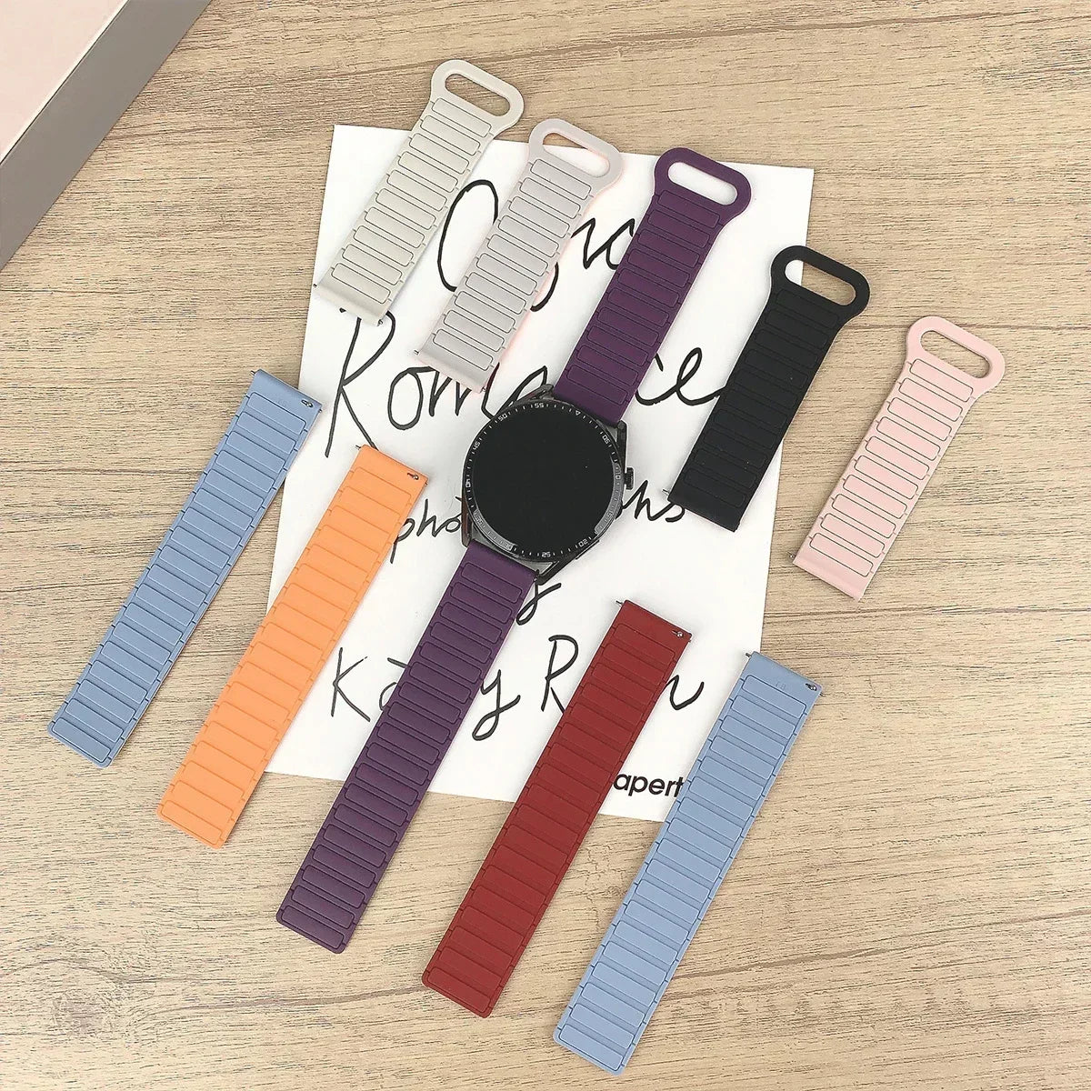 18mm 20mm 22mm Magnetic Loop Band for Samsung Galaxy Watch 7/6/5 Pro/4/Classic Silicone Link Bracelet Huawei GT 2-2e 3-4 Strap