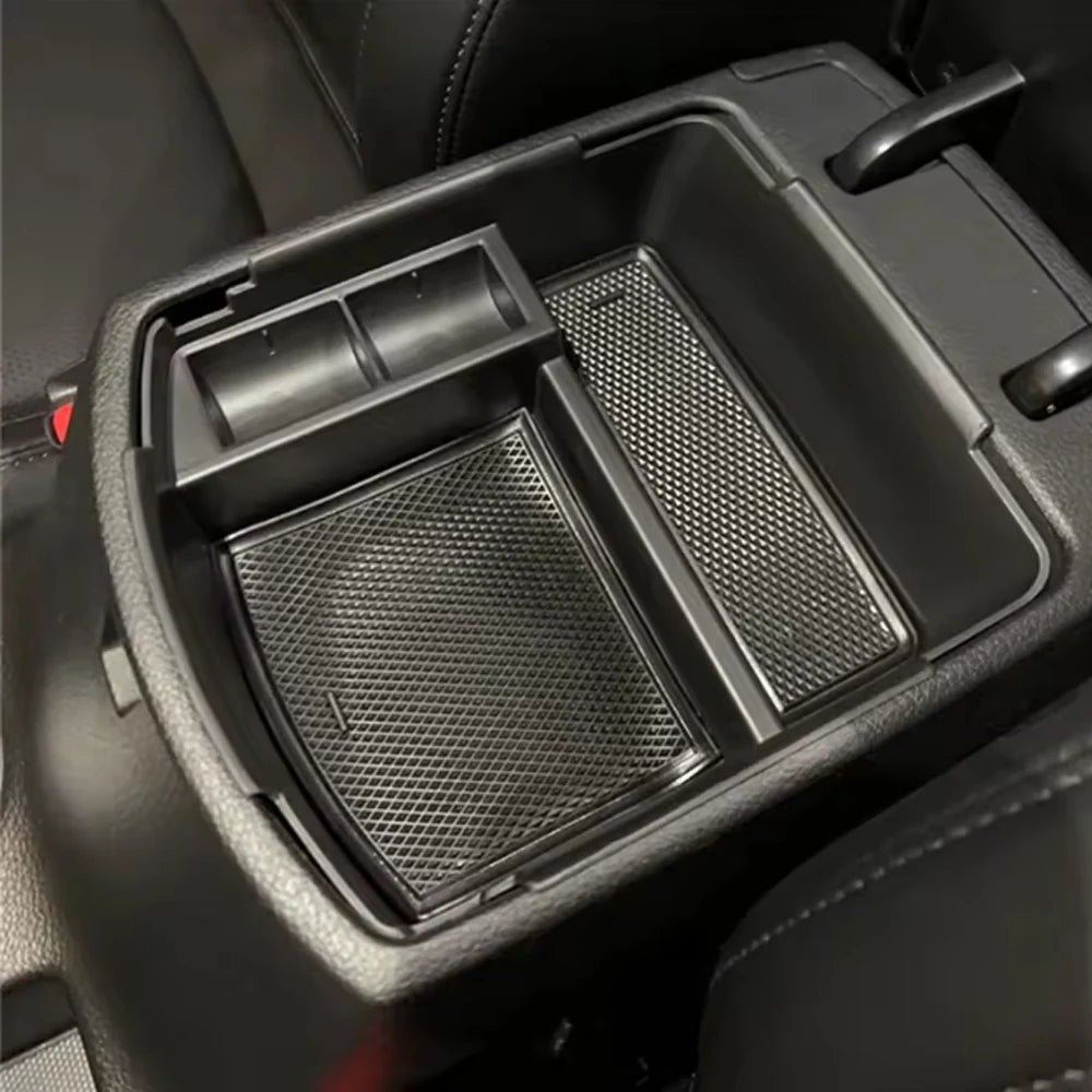 Car Armrest Storage Box For Kia Seltos 2020-2025 Central Console Glove Organizer Tray Car Interior Accessories