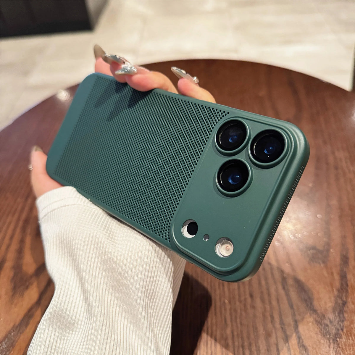 Original Cooling Grid Heat Dissipation Phone Case For iPhone 17Air 16 16E 15 14 13 12 11 17 Pro Max Mesh Breathable Hard Cover