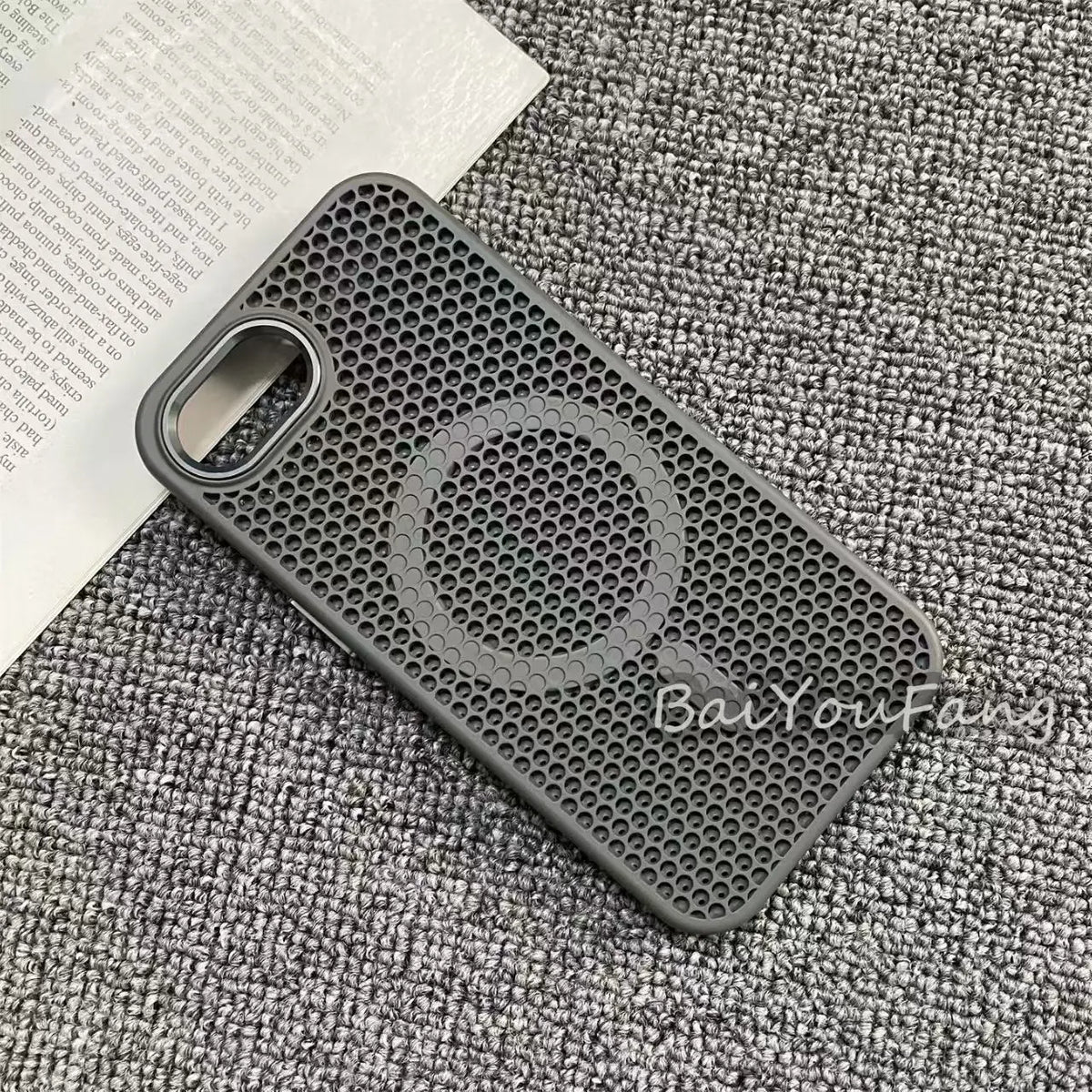 For iPhone 17E 16E Case New Heat Dissipation Honeycomb Hollow Breathable PC Cover For iPhone 17e Wireless Charging Funda