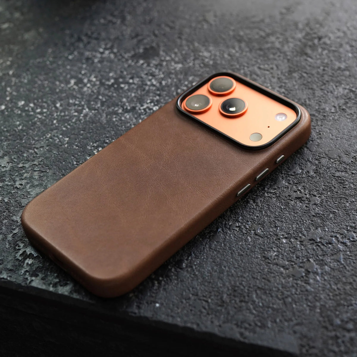YMW Magnetic Genuine Leather Case for iPhone 18 17 16 Pro Max 15 14 Compatible with MagSafe Nature Cowhide Retro Phone Cover