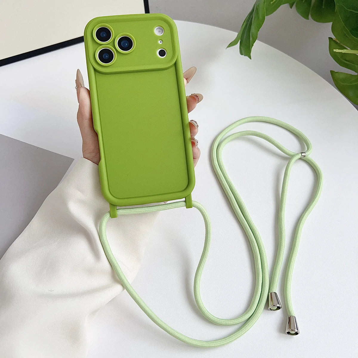 Luxury Phone Case for IPhone 17 Pro Max 16 15 14 Plus 13 12 11 with Crossbody Lanyard Camera Protection Coque Shockproof Cover