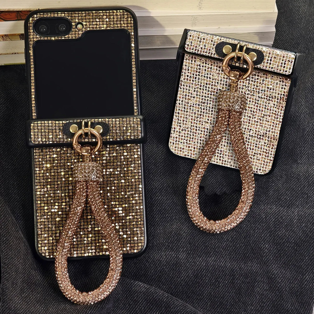 Luxury Faux Diamond Lanyard Phone Case For Samsung Galaxy Z Flip 8 6 5 4 3 Flip7 FE Shiny Bracelet Grid Shockproof Hard Cover