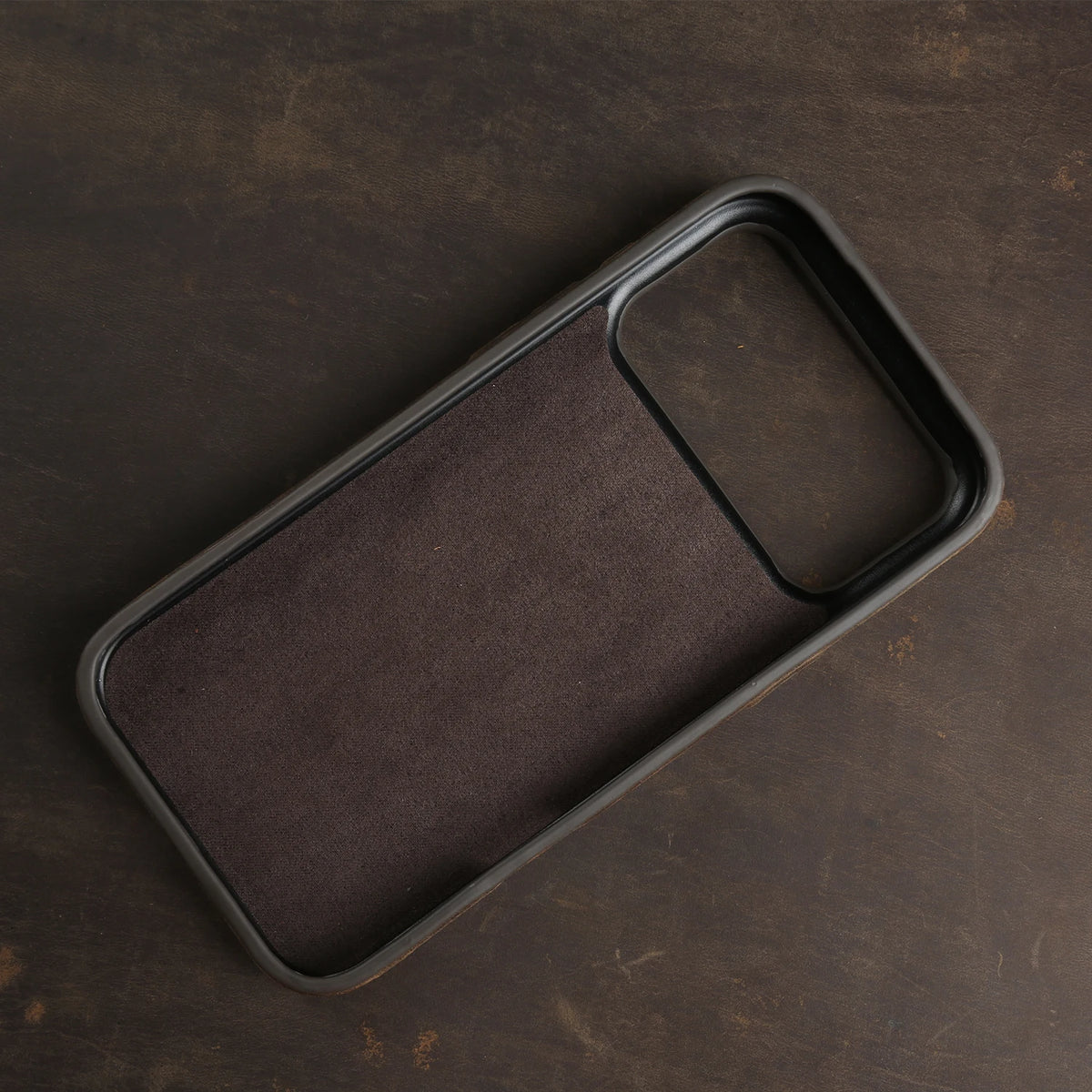 Crazy Horse Pattern Genuine Leather Case For iphone 17 Pro Max Air 16e 16 15 14 Plus 13 12 Mini 11 XR XS Max 7 8 Back Cover Case