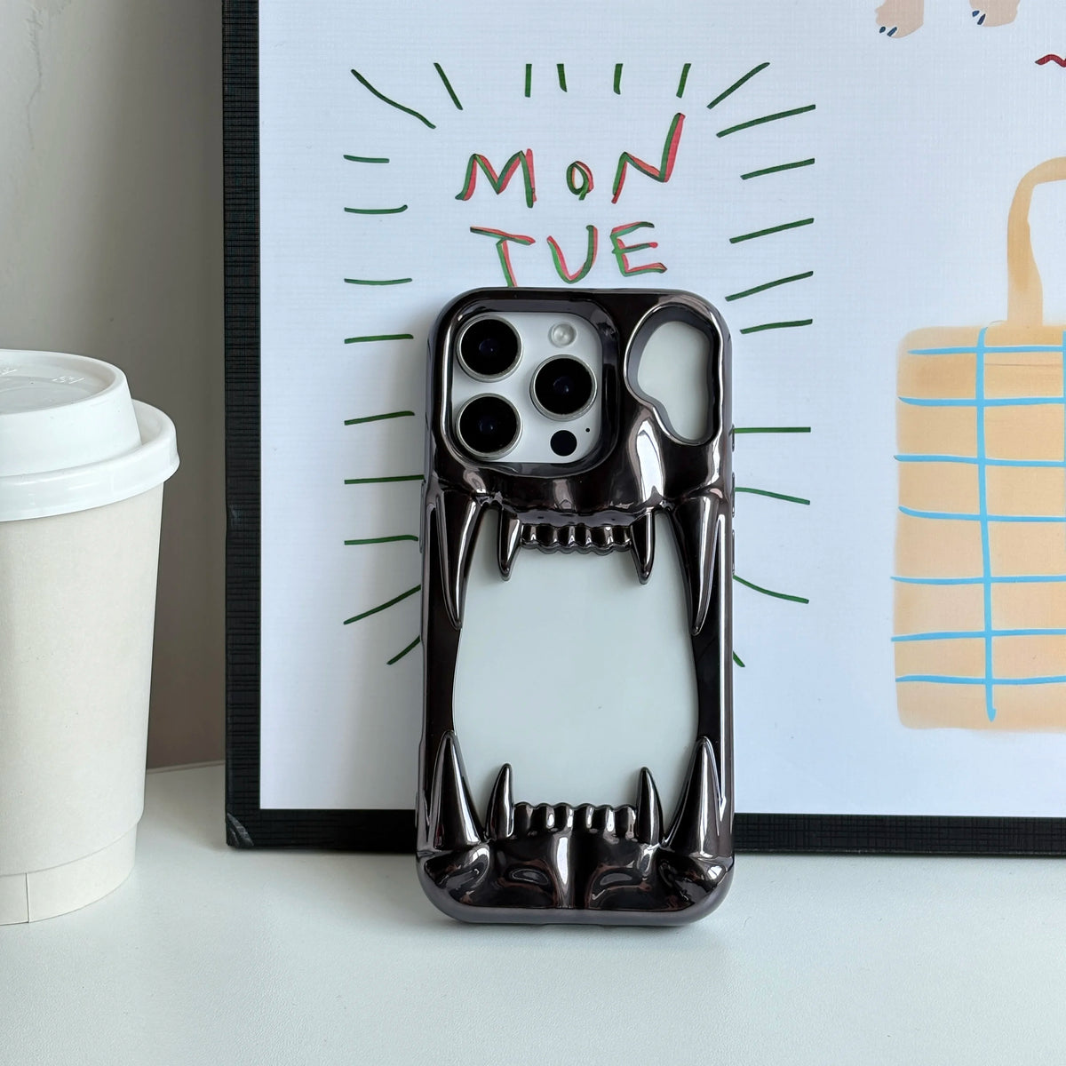 Stylish Cool Metal Glossy Silver Black Skull Tusk Hollow Heat Dissipation Soft Cover Case for iPhone 12 13 14 15 16 17 Pro Max