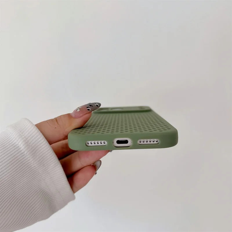 Heat Dissipation Breathable Cooling Phone Case For iPhone 17 Air 16 16e 15 14 13 12 Mini 11 Pro Max Plus Soft Silicone Cover