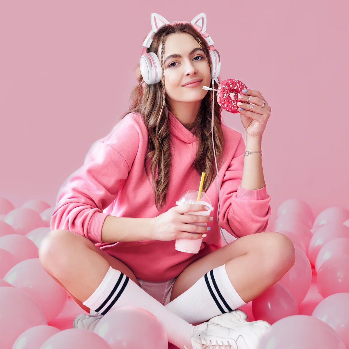 Onikuma Professional Gaming Headset With RGB Light Headphones Cat Ears Pink Portable Earphones With Noise Cancelling Microphone