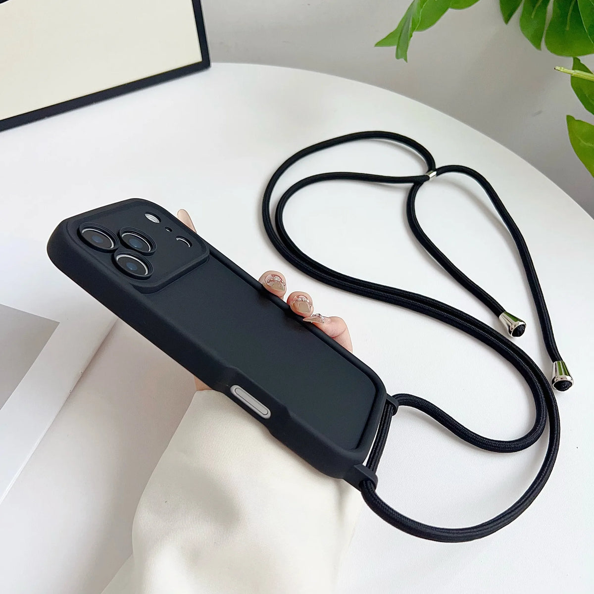 Luxury Phone Case for IPhone 17 Pro Max 16 15 14 Plus 13 12 11 with Crossbody Lanyard Camera Protection Coque Shockproof Cover
