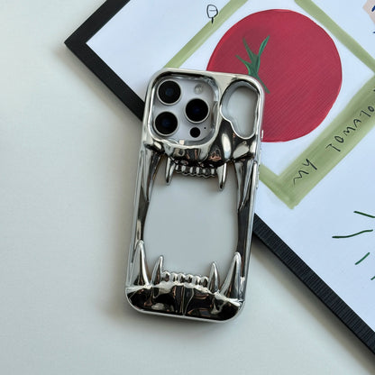 Stylish Cool Metal Glossy Silver Black Skull Tusk Hollow Heat Dissipation Soft Cover Case for iPhone 12 13 14 15 16 17 Pro Max