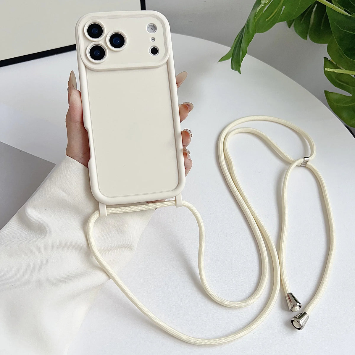 Luxury Phone Case for IPhone 17 Pro Max 16 15 14 Plus 13 12 11 with Crossbody Lanyard Camera Protection Coque Shockproof Cover