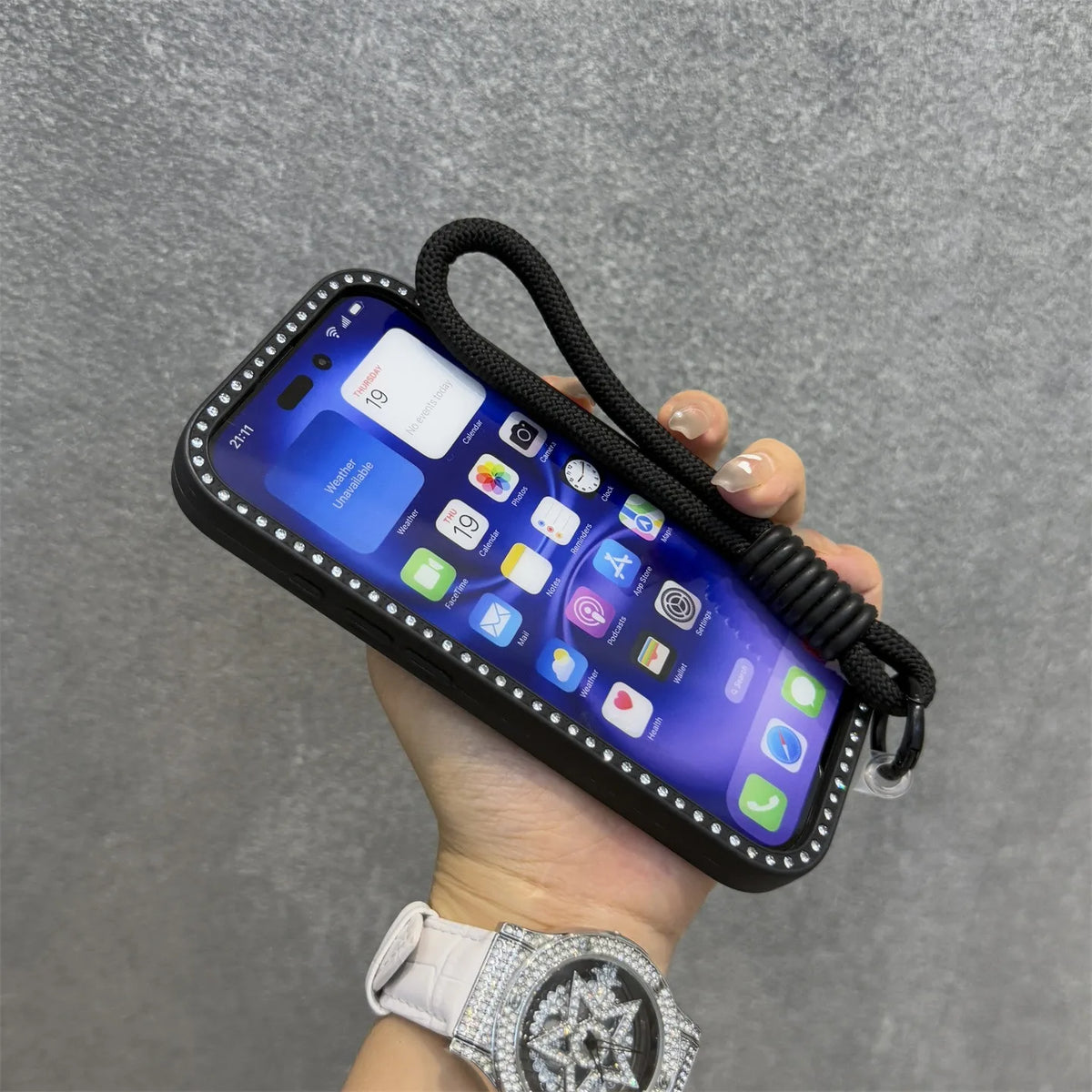 Shining Bling Diamond Transparent Phone Case For iPhone 17 16 15 14 13 12 11 Pro Max Plus 16e 17Air With Wristband Lanyard Cover