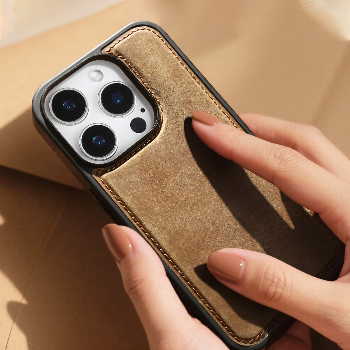 Vintage Magnetic Crazy Horse Genuine Leather Case For iPhone 16 Pro Max 17 15 13 14 12 Cover Retro Back Cases Protective Fundas