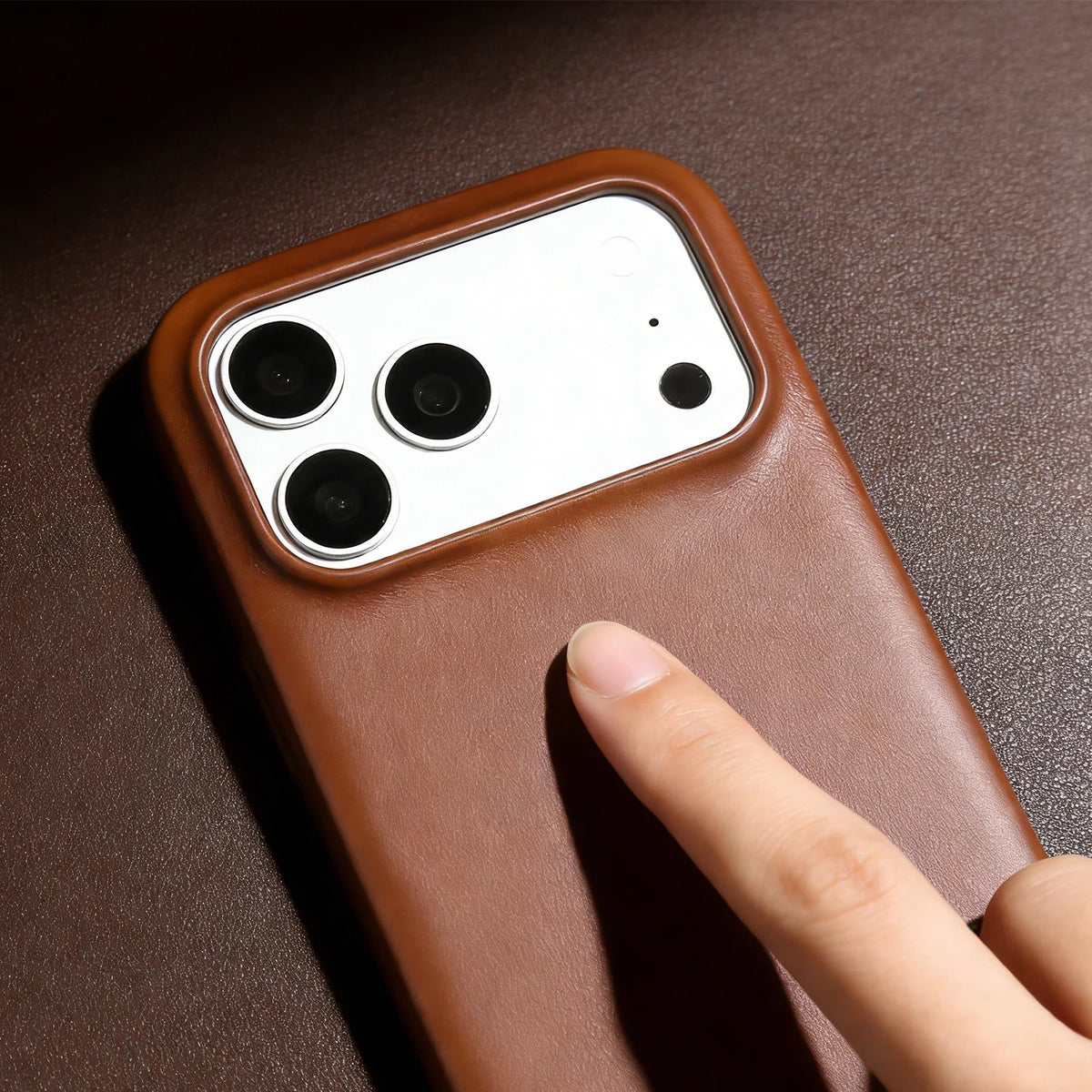 Retro For iPhone 17 Pro Max 16 15 14 13 12 11 Case Luxury Genuine Leather Cases For IPhone16 Vintage Full Covered Phone Cover