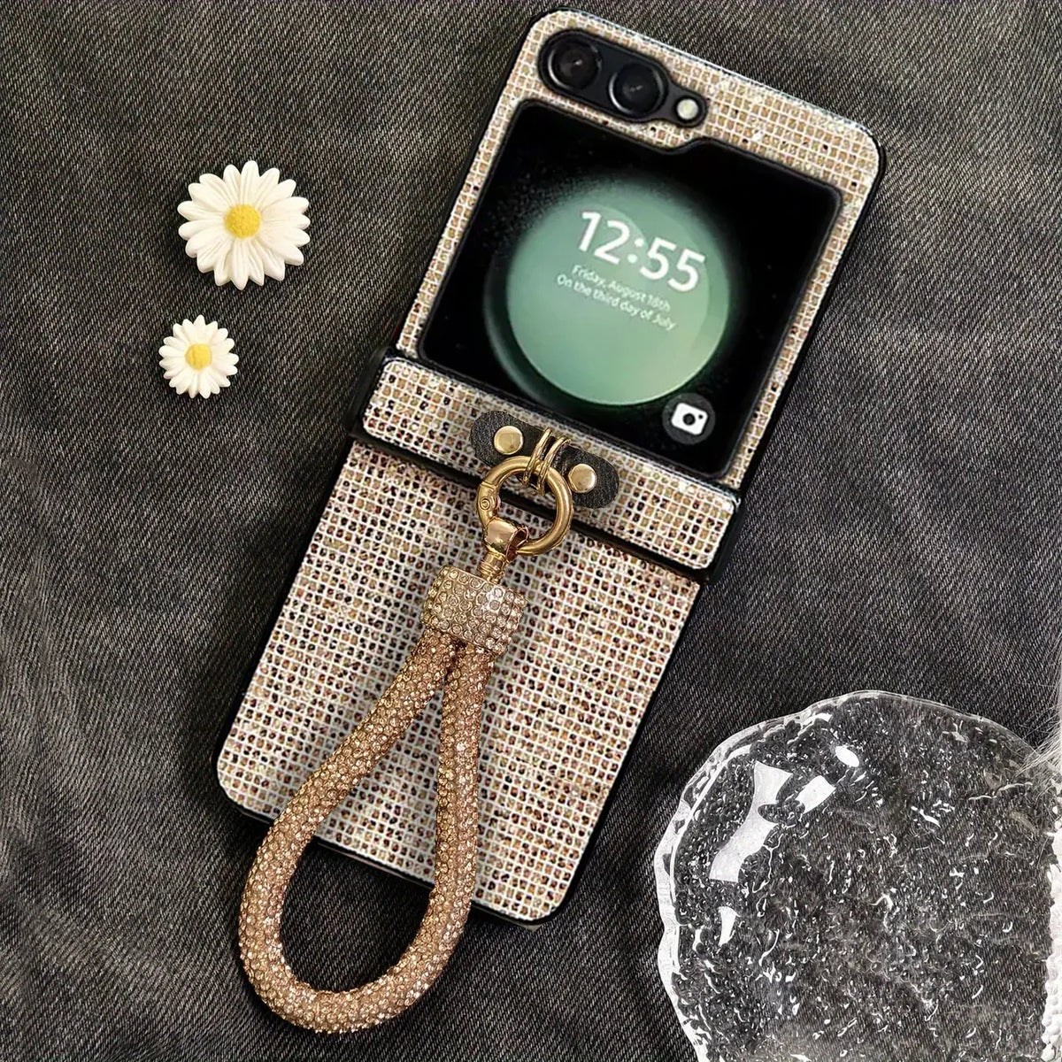 Luxury Faux Diamond Lanyard Phone Case For Samsung Galaxy Z Flip 8 6 5 4 3 Flip7 FE Shiny Bracelet Grid Shockproof Hard Cover